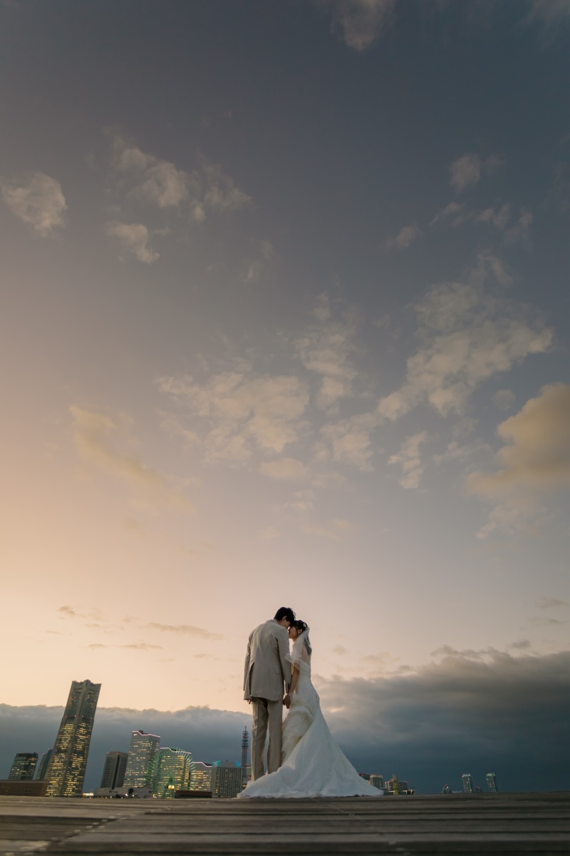 ワタベウェディング横浜ベイフォトスタジオ_夜景で撮影できる