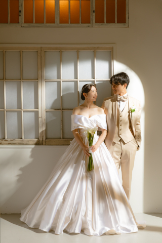 ワタベウェディング横浜ベイフォトスタジオ_STUDIO【ウェディングドレス】