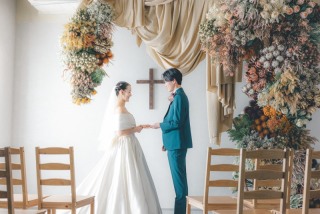 《リトル婚》The biggest little day - おふたりらしさをカタチに -