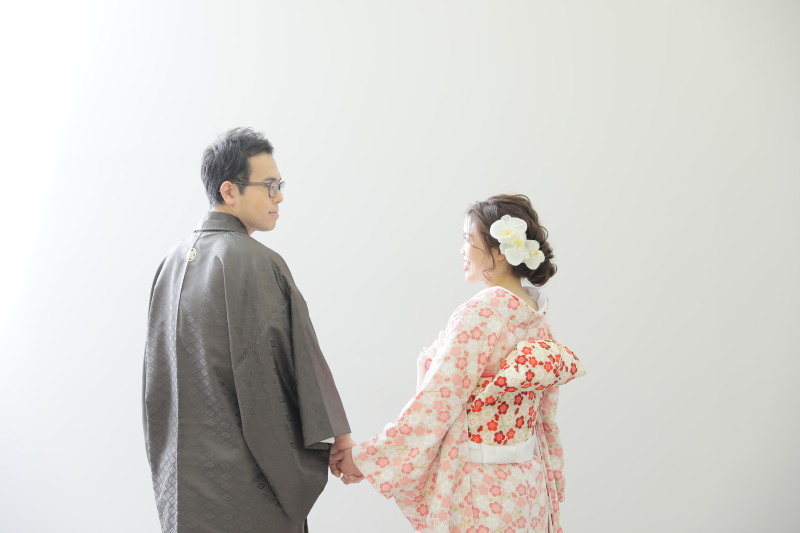 撮影の後半は色掛下だけで振袖風に!