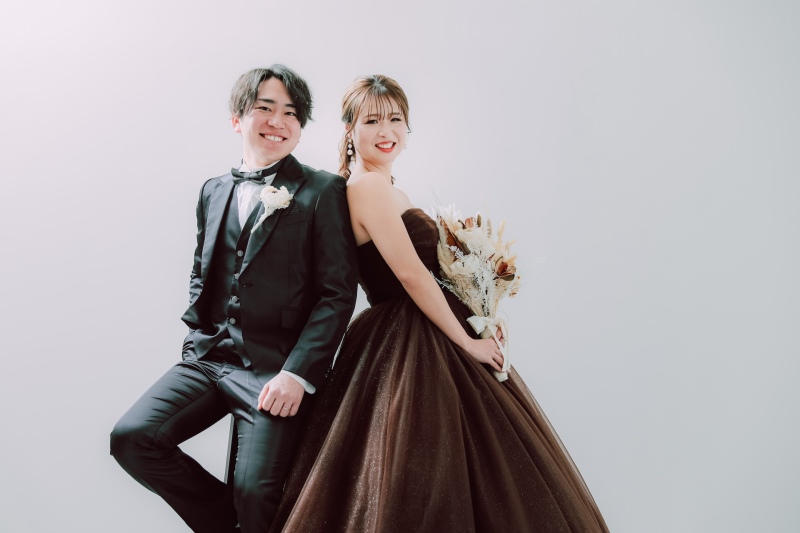 ブラウンドレス