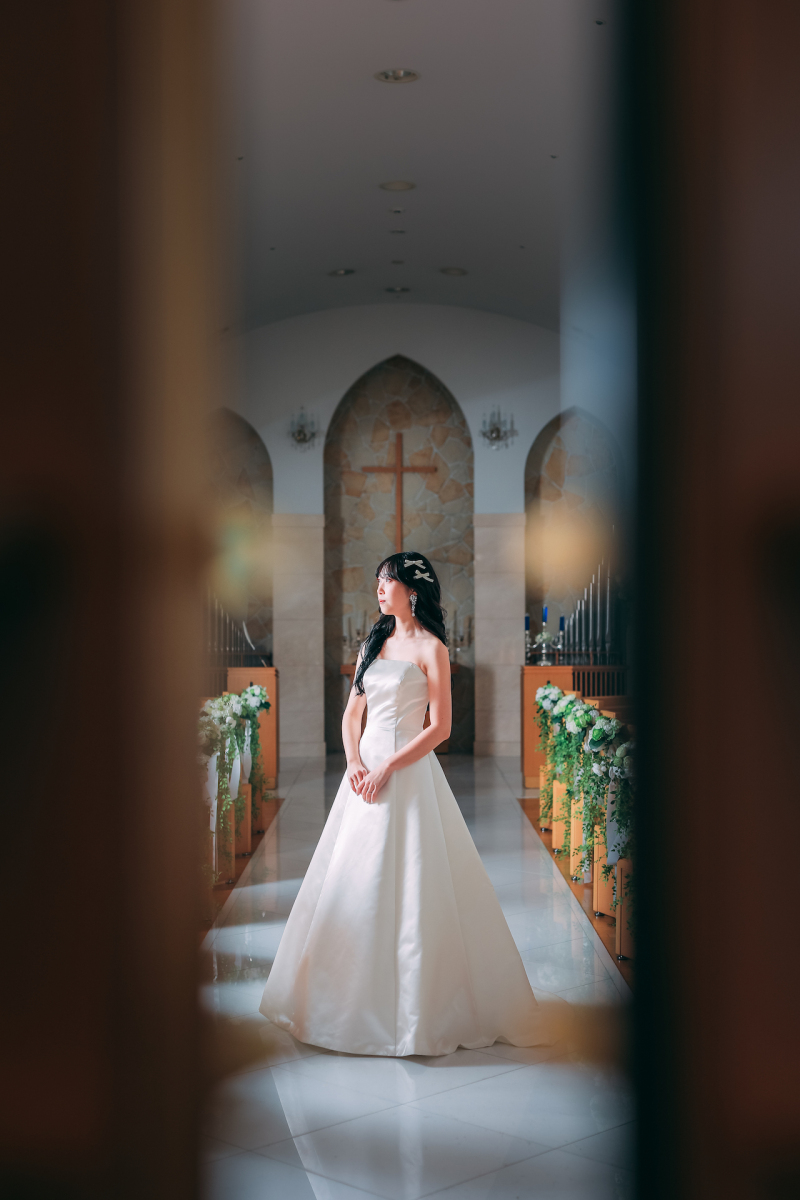 瞳の奥を覗かせて