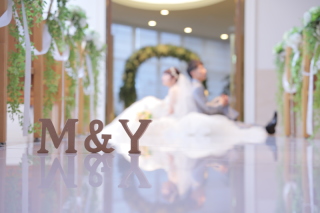 イニシャルとクールなイメージで。