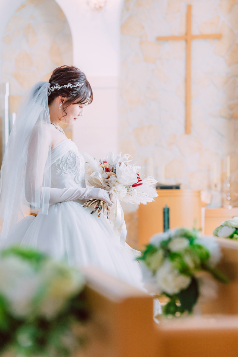 見つめる先には