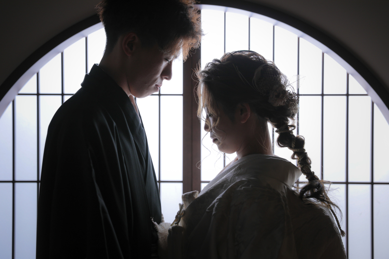 シルエット調に