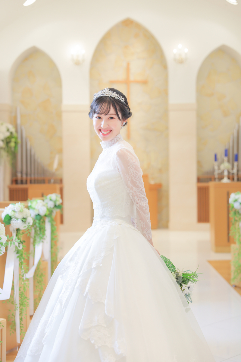 インナーブラウスで華やかに！