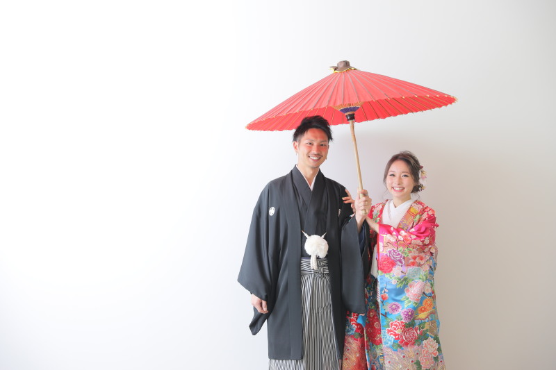 シンプルに和装での2ショット