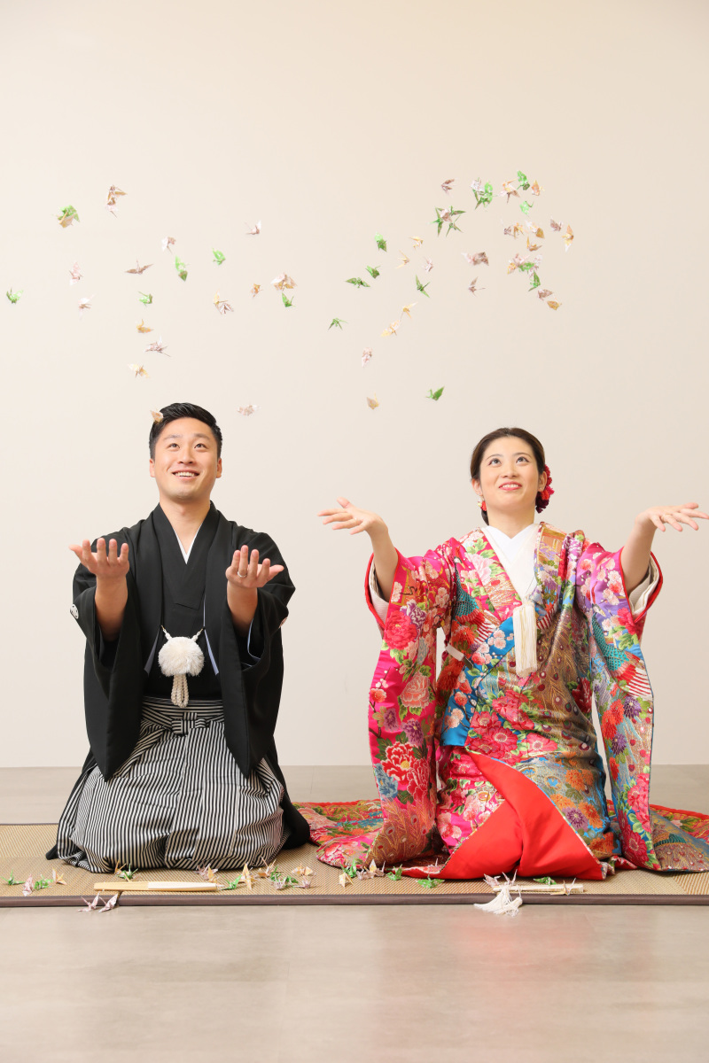 折り鶴シャワーで