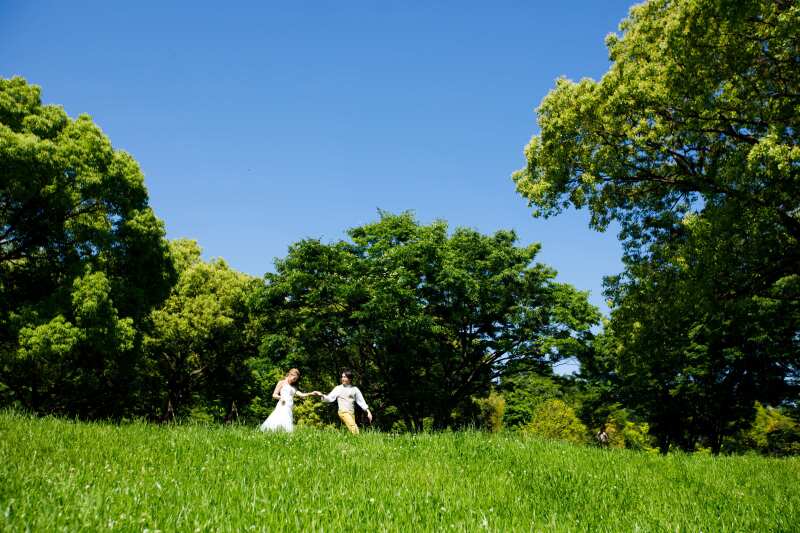 新緑にかこまれて