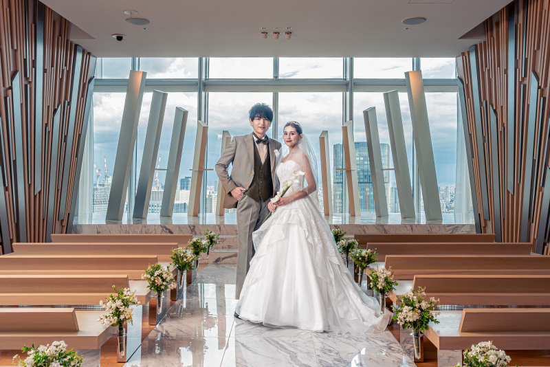 ワタベウェディング大阪フォトスタジオ_チャペルで撮影できる