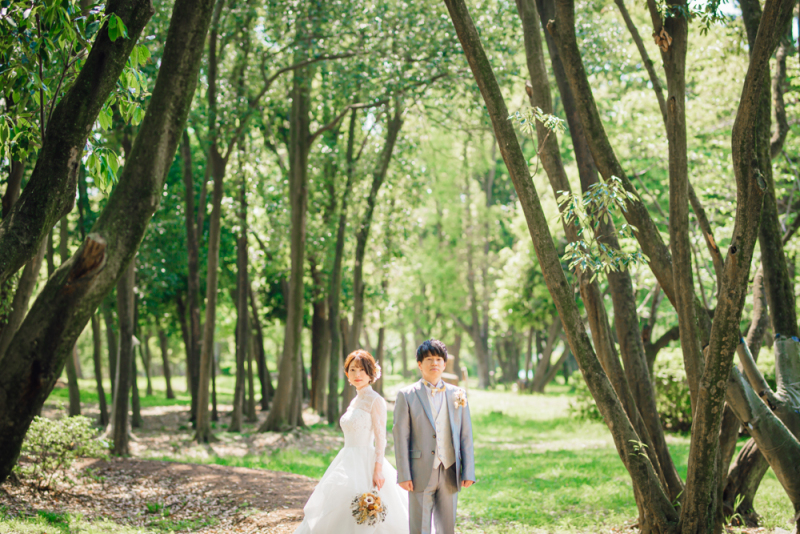ワタベウェディング大阪フォトスタジオ_庭園で撮影できる