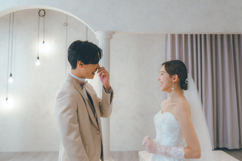 【リトル婚】大阪チャペルスタジオ　前撮りと挙式がセットの「リトル婚」洋装プランは￥77,000～