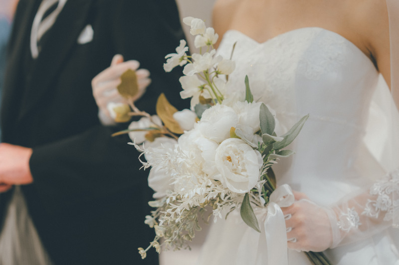 【リトル婚】大阪チャペルスタジオ　前撮りと挙式がセットの「リトル婚」洋装プランは￥77,000～