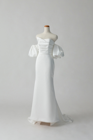 【ドラマで着用】 AULA