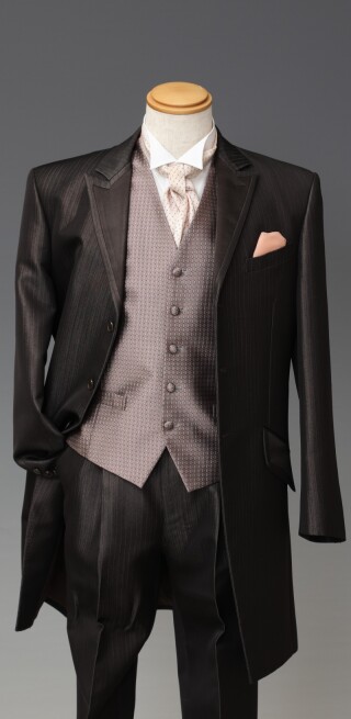 クリスタルブラウン