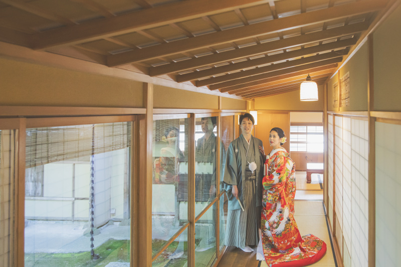 廊下を使って古風に