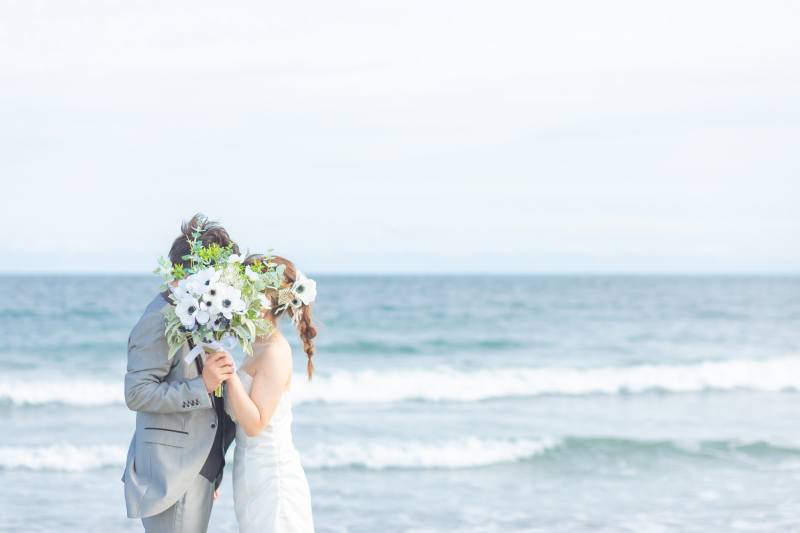 【11月末まで3万円オフ】開放感あふれるフォトが人気★ビーチフォトプラン(洋装1着)