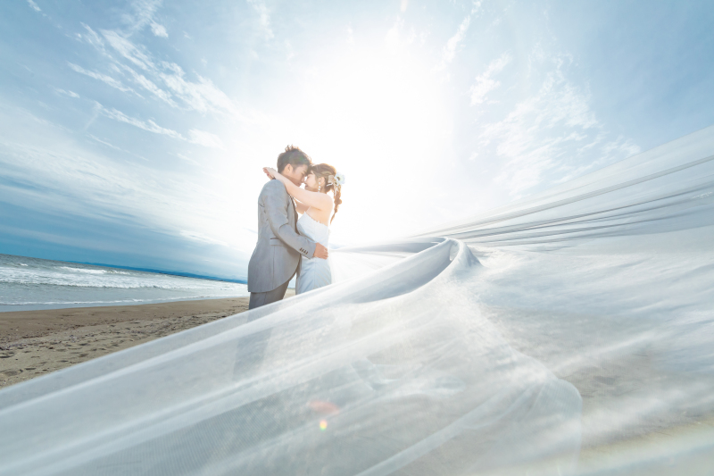 【11月末まで3万円オフ】開放感あふれるフォトが人気★ビーチフォトプラン(洋装1着)