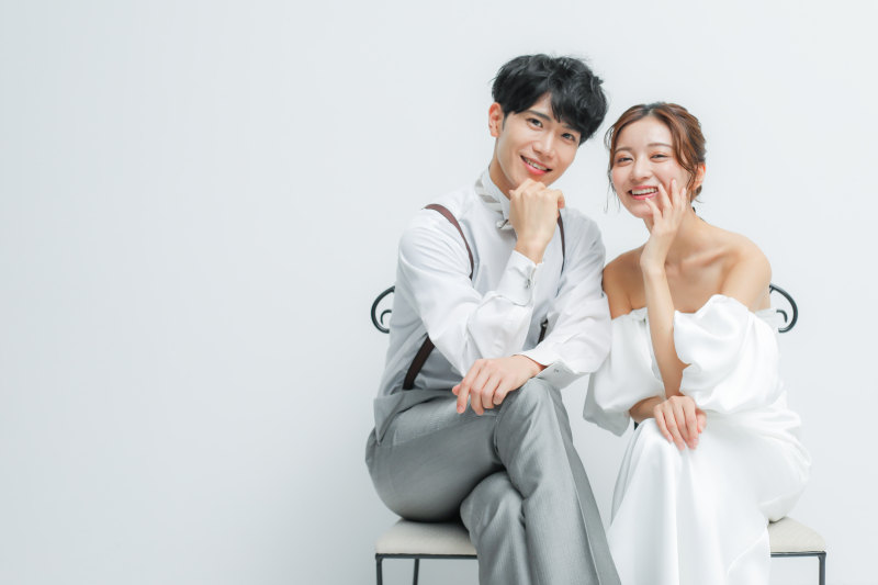 【夏得◆7-9月撮影限定】新婦2着(洋装)夏得✦35％オフ✦スタジオ撮影プラン《全データ付》