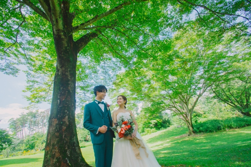 ★11月末まで3万円オフ★野草園/秋のロケーションプラン(洋装1着)