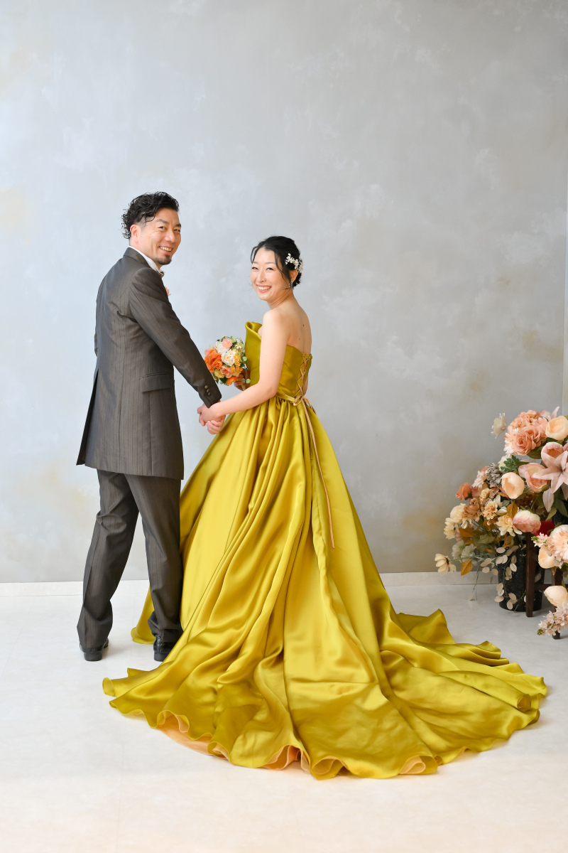 ラストはカラードレス