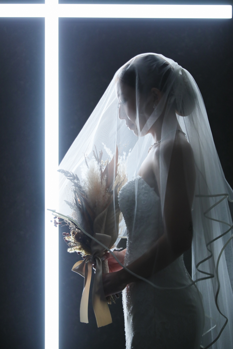 ベールをかぶって・・・