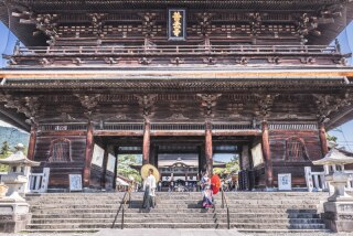 ワタベウェディング長野フォトスタジオ_Location / 善光寺