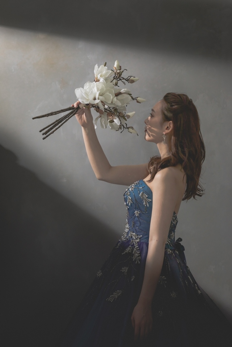 光が差し込む神秘的なシーン