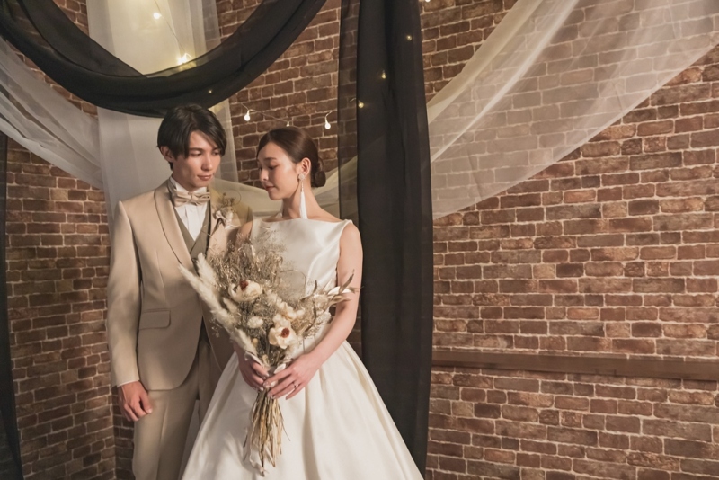 リーズナブルに叶う【和装or洋装2着】スタジオ撮影★ヘアメイク・撮影・撮影写真付★