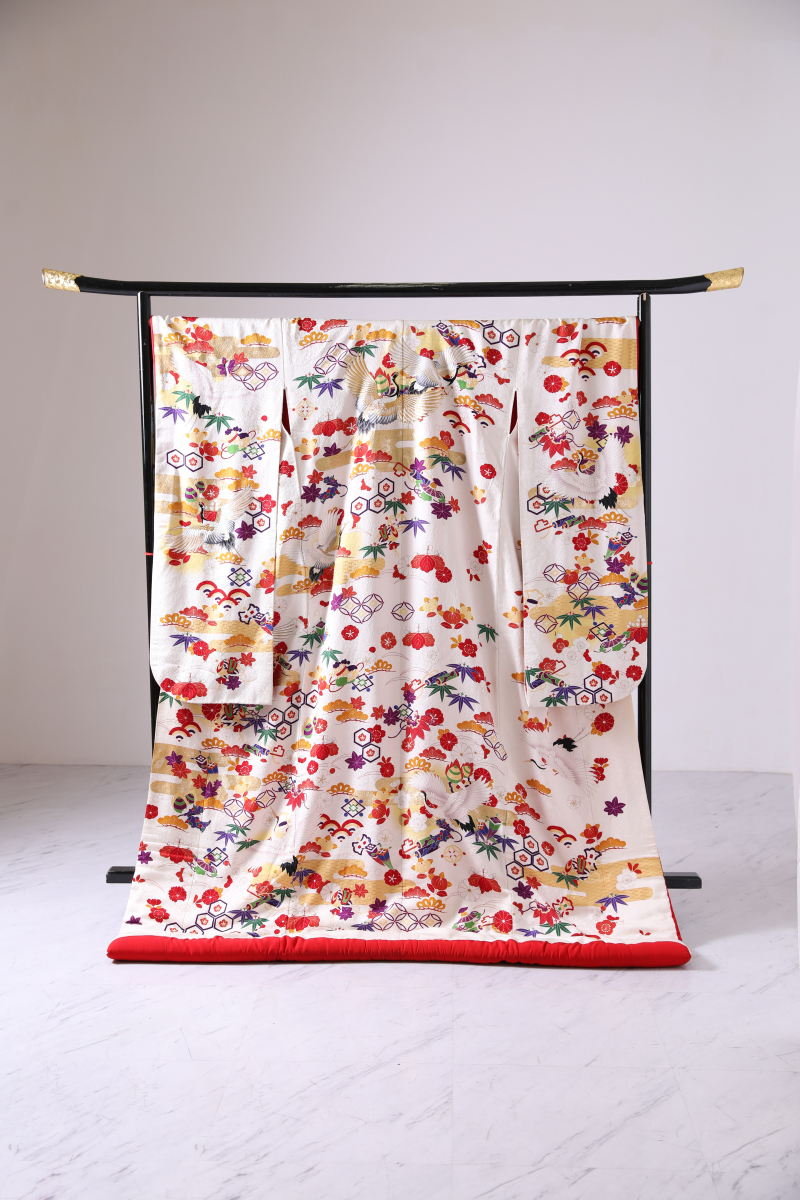 11 -394（松竹梅鶴と紋様）