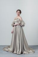 イサムモリタ　ベージュ