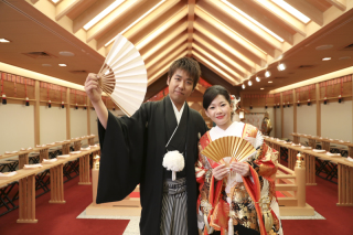 神殿でフォトウェディング♪