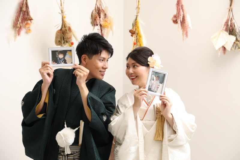 幼い自分の写真と一緒に