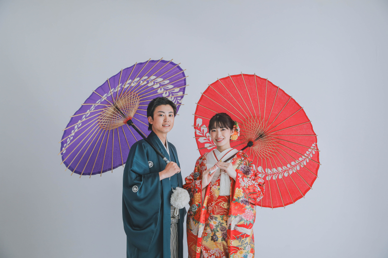 和傘で和装らしく