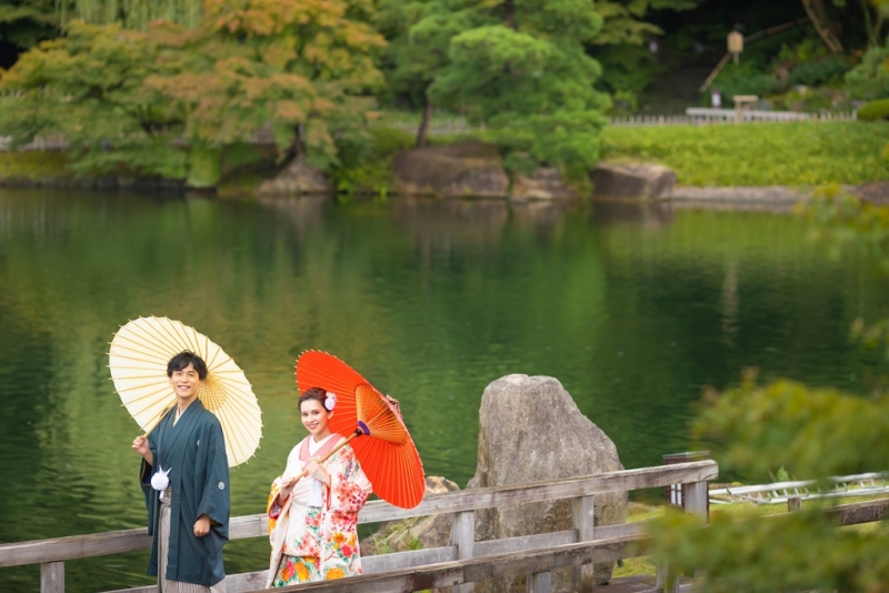 ワタベウェディング名古屋フォトスタジオ_庭園で撮影できる