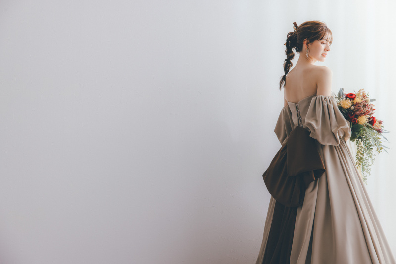 ワタベウェディング名古屋フォトスタジオ_カラードレスが豊富