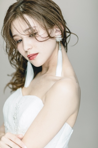 新作イヤリング