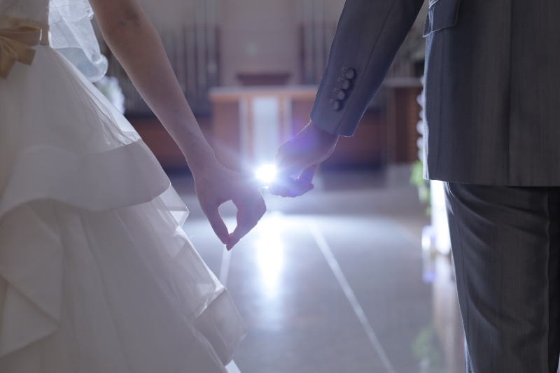 ワタベウェディング名古屋フォトスタジオ_チャペルで撮影できる