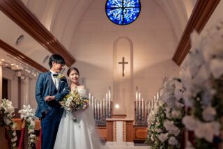 - 憧れのチャペルでフォトウェディング - バージンロードを歩みながら、セレモニー風の写真も