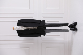 シャインブラック