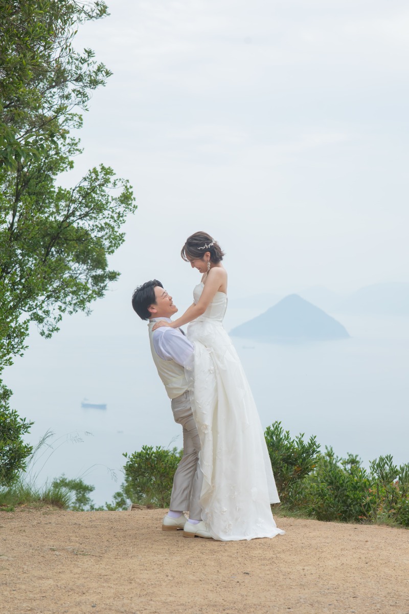 抱き上げポーズ