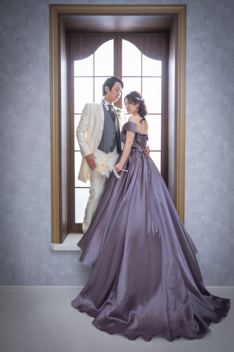 ISAMU MORITAのドレスにて