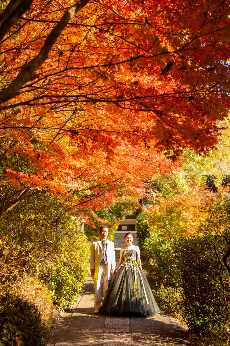 洋装にお色直し