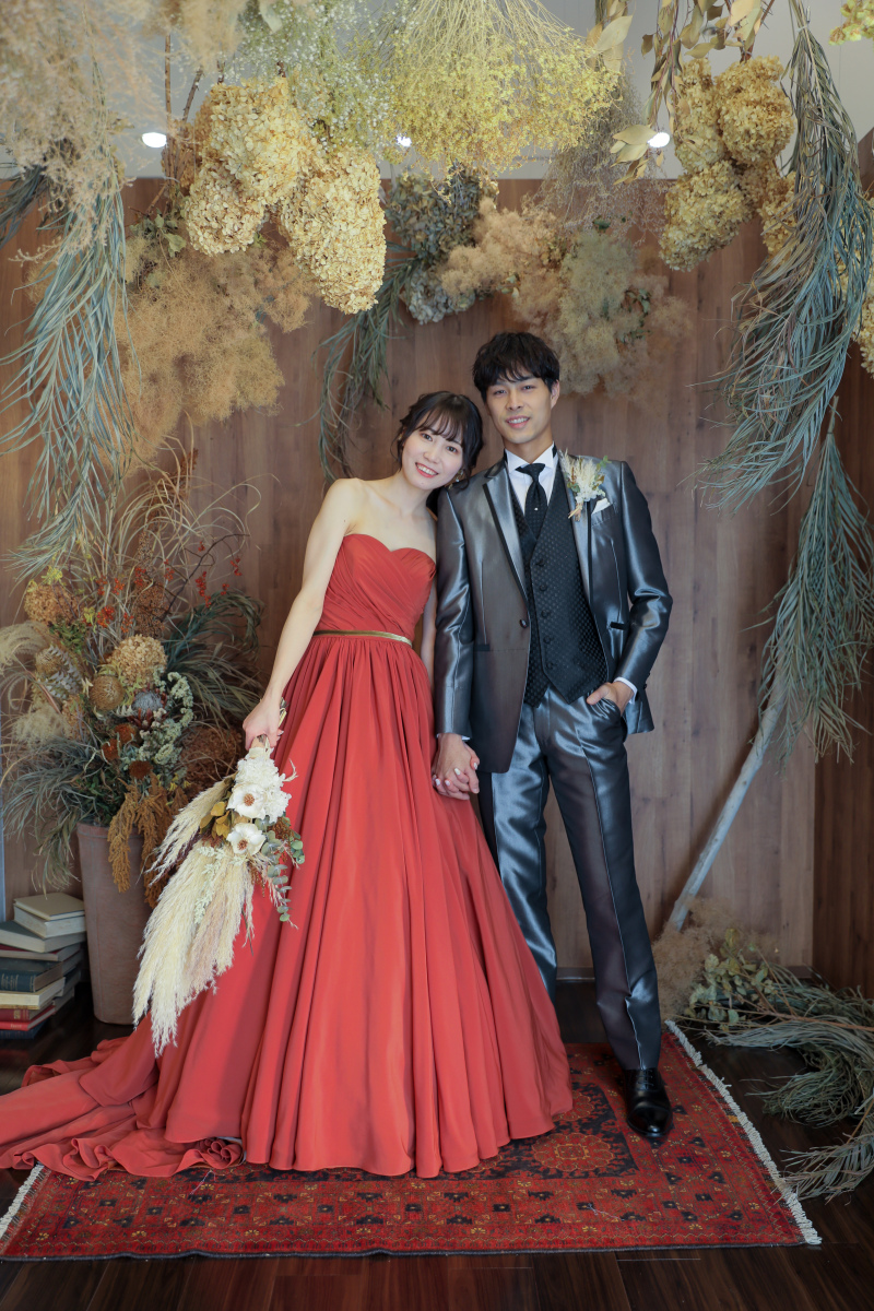 テラコッタのドレスにて