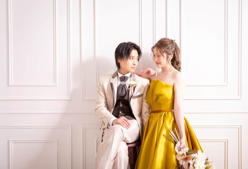 ハイチェアに座って