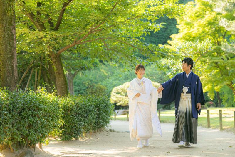 緑いっぱいの道をお散歩気分で♪