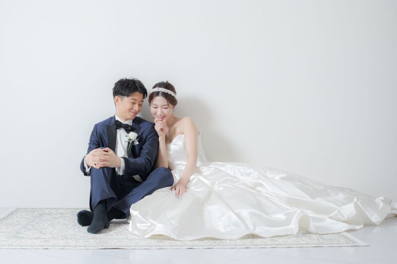 2人で座って密着ショット☘