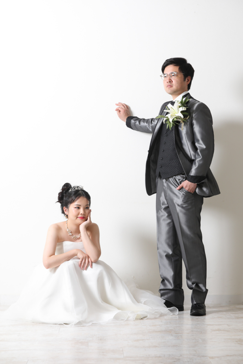 目線を外したショット