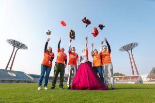 ワタベウェディング松山フォトスタジオ_ニンジニアスタジアム
