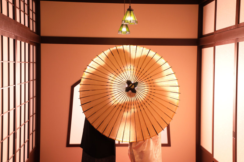 スタジオ内和装ブースにて！